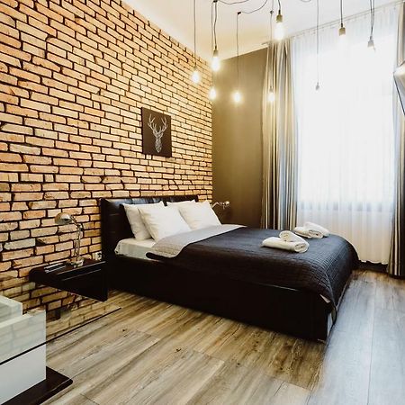 Leo Apartments Main Square Красков Екстериор снимка