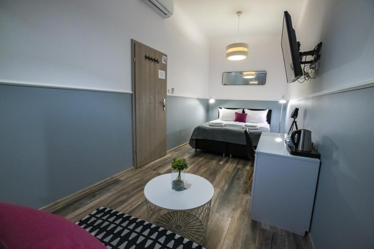Leo Apartments Main Square Красков Екстериор снимка