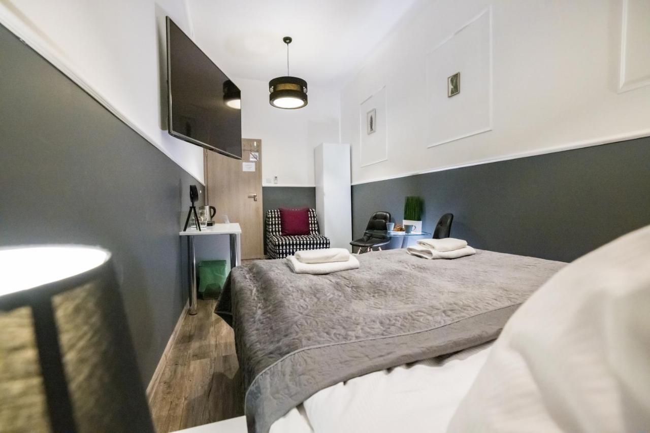 Leo Apartments Main Square Красков Екстериор снимка