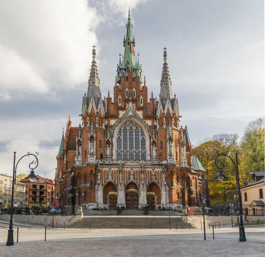 Leo Apartments Main Square Красков Екстериор снимка