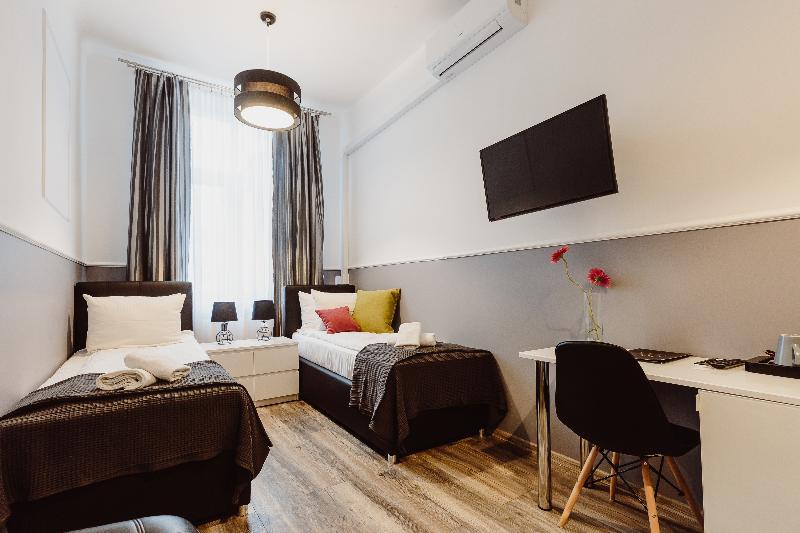 Leo Apartments Main Square Красков Екстериор снимка